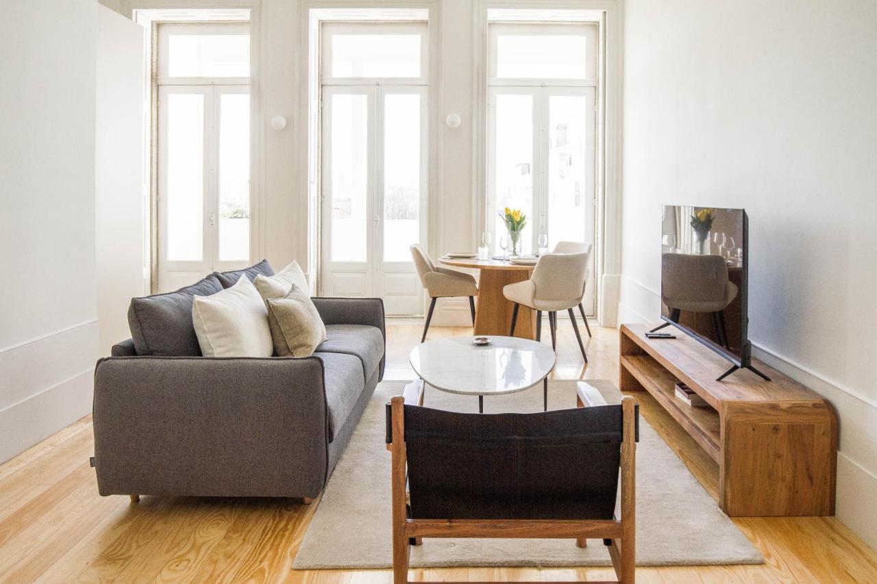 Modern Charming Loft With Balcony In Central Porto Exterior photo